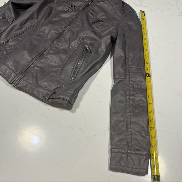 J2 Gray Faux Leather Zip Bomber Jacket Medium - Picture 14 of 14